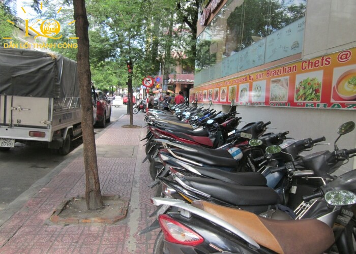 Một góc đường Thái Văn Lung 